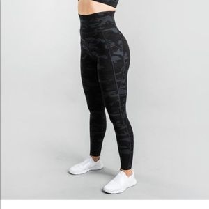 SOLD****Alphalete Surface Pocket Camo Legging